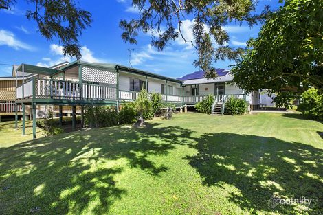 Property photo of 84 Esplanade Point Vernon QLD 4655