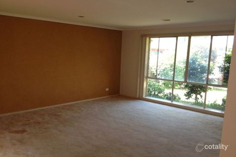 Property photo of 18 Bluegum Way Hampton Park VIC 3976