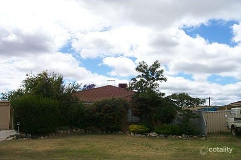24 Chidzey Dr, Seville Grove, WA 6112