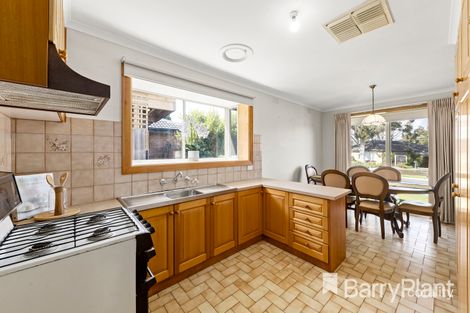 Property photo of 18 Neilsen Crescent Bundoora VIC 3083