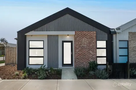 27 Jarlath Dr, Mambourin, VIC 3024