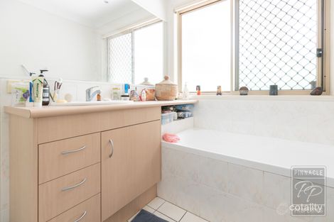 Property photo of 29 Florence Place Oxley QLD 4075