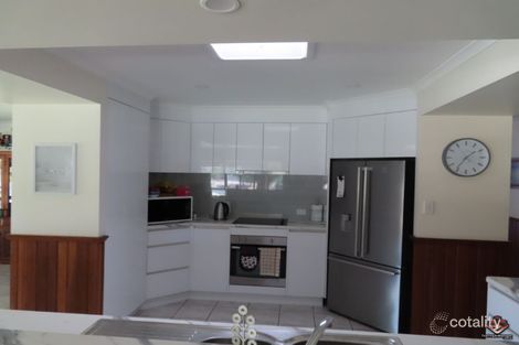 Property photo of 9 Paroo Court Dundowran Beach QLD 4655