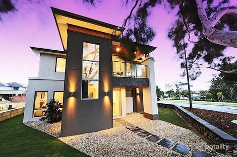 28 Cromarty Rd, Churchlands, WA 6018