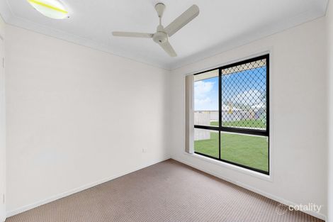 Property photo of 25 Bronco Crescent Gracemere QLD 4702