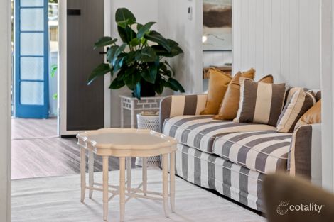 Property photo of 28 Third Avenue Sandgate QLD 4017