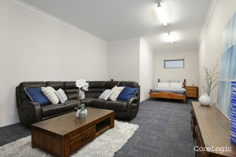 Property photo of 21 Pannamena Crescent Eleebana NSW 2282