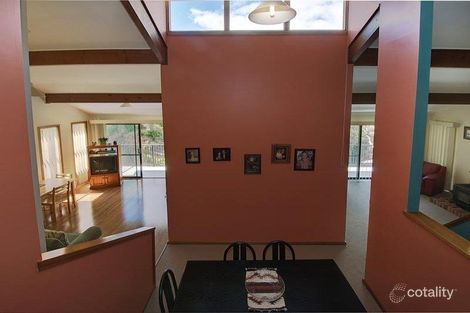 Property photo of 15 Pendeen Close Belmont North NSW 2280