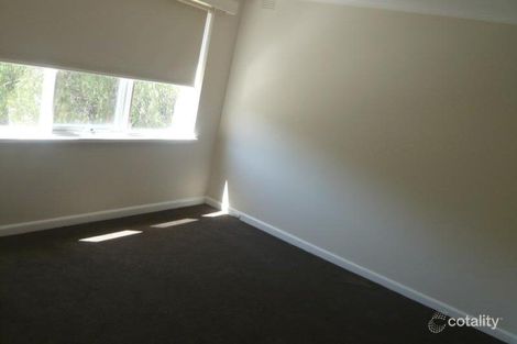 Property photo of 9/23 Elphin Grove Hawthorn VIC 3122