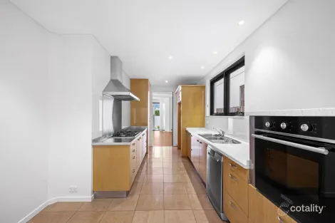 Property photo of 256 Military Road Dover Heights NSW 2030