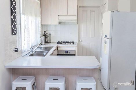 Property photo of 11 Wattle Close Meadow Heights VIC 3048