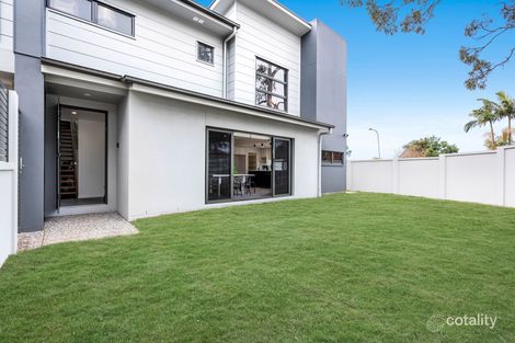 Property photo of 35 Catamaran Street Manly West QLD 4179