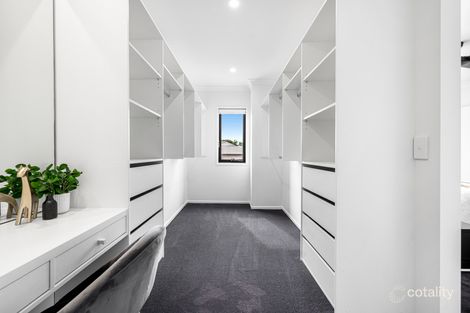 Property photo of 35 Catamaran Street Manly West QLD 4179