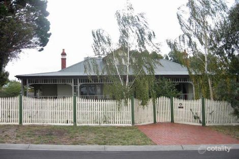 8 Smithfield Walk, Vermont, VIC 3133