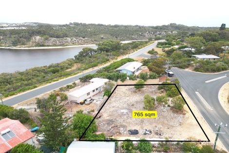 10 Guilderton Rd, Guilderton, WA 6041