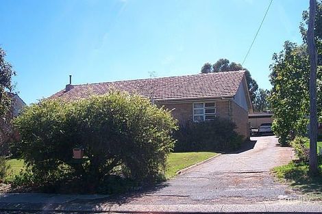 43 Tunnel Rd, Swan View, WA 6056