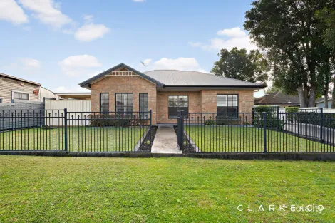Property photo of 1/78 Robert Street Tenambit NSW 2323