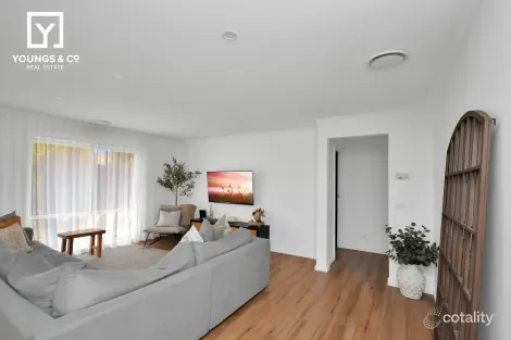 Property photo of 1/17 McCubbin Drive Shepparton VIC 3630
