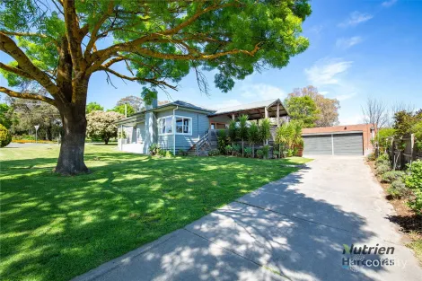 Property photo of 10 Abeckett Street Yea VIC 3717