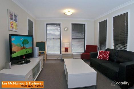 Property photo of 18 Stonehaven Circuit Queanbeyan East NSW 2620