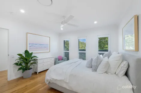 Property photo of 8 Treecreeper Crescent Upper Coomera QLD 4209