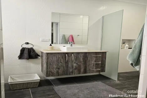 Property photo of 49 Narrah Street Alva QLD 4807