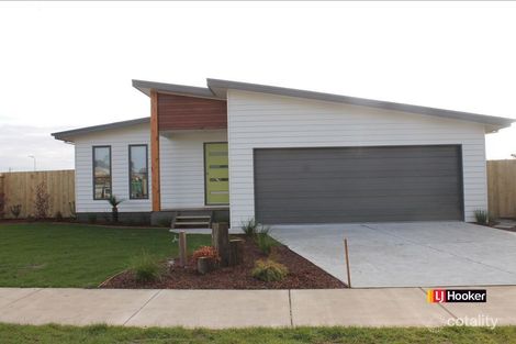Property photo of 13 Citadel Way Inverloch VIC 3996