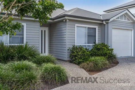 3/4 Denis St, South Toowoomba, QLD 4350