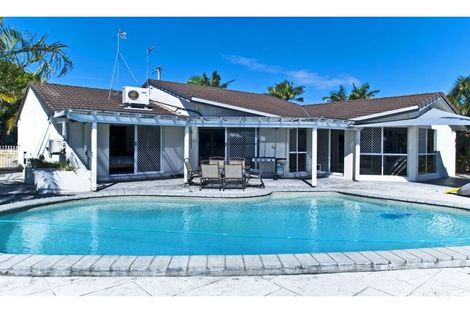 348 Bayview St, Hollywell, QLD 4216