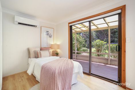 Property photo of 21 Nioka Avenue Point Clare NSW 2250