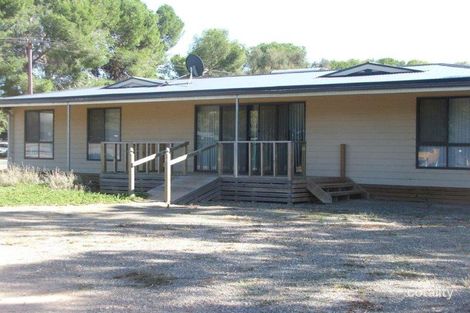 16 Railway Tce, Snowtown, SA 5520