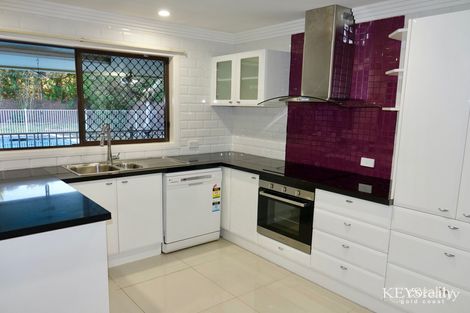 13 Fullerton St, Benowa, QLD 4217