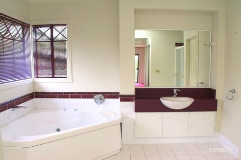 Property photo of 10 Alocasia Close Lysterfield VIC 3156