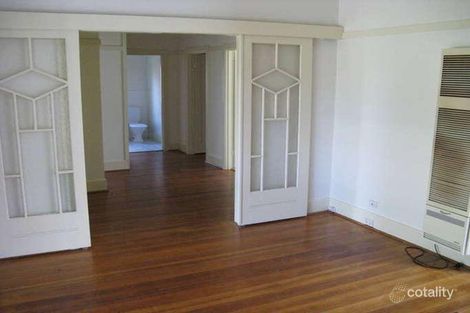 Property photo of 168 Holmes Road Moonee Ponds VIC 3039