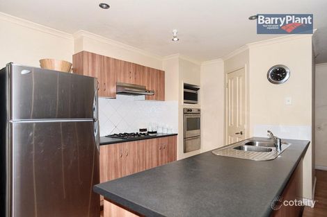 Property photo of 2 Denison Place Roxburgh Park VIC 3064