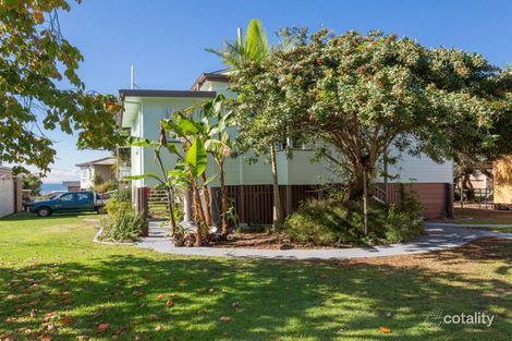 196 Prince Edward Pde, Scarborough, QLD 4020