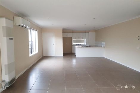 Property photo of 2 Ravida Avenue Harkness VIC 3337