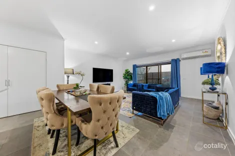 Property photo of 6 Slattery Place Pakenham VIC 3810