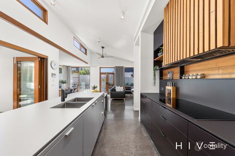 Property photo of 15 Haviland Street Coombs ACT 2611