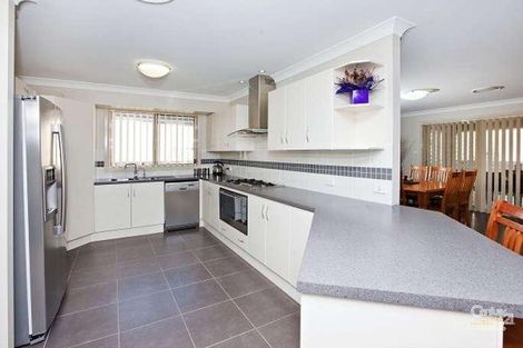 Property photo of 8 Fullford Cove Rutherford NSW 2320