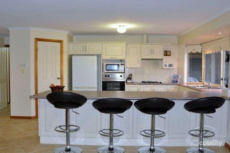 Property photo of 15 Charlton Terrace Woodcroft SA 5162