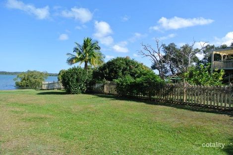 Property photo of 1-4 Tina Avenue Lamb Island QLD 4184