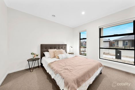 Property photo of 20 Toscana Road Clyde VIC 3978