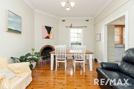 Property photo of 10 Norman Street Turvey Park NSW 2650