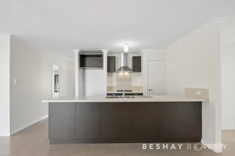 Property photo of 6 Sinclair Vista Lakelands WA 6180