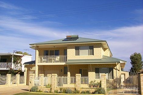 7 Janet Rd, Safety Bay, WA 6169