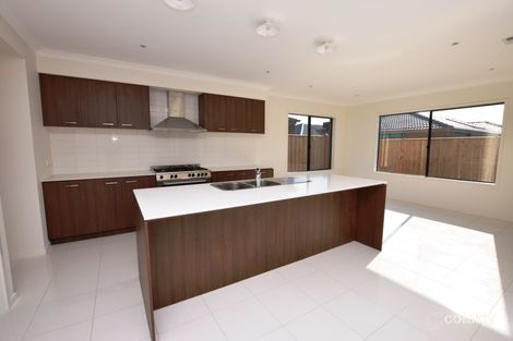 Property photo of 14 Butternut Drive Lyndhurst VIC 3975