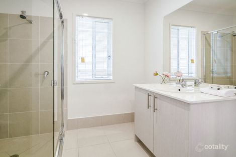 14 Olive Cct, Caloundra West, QLD 4551