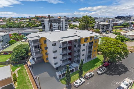 Property photo of 4/2-4 Amisfield Avenue Nundah QLD 4012