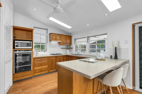 Property photo of 95 Goldsbrough Road Taringa QLD 4068